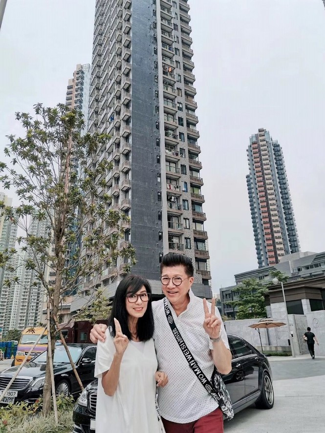 Nhan sắc trẻ trung bất ngờ của nàng ‘Hoàng Dung’ U70 từng khiến Thành Long mê mệt ảnh 2 Nàng ‘Hoàng Dung’ từng khiến Thành Long mê mệt trẻ trung bất ngờ tuổi U70 - ảnh 3