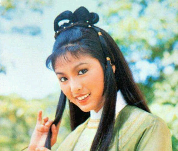 Nhan sắc trẻ trung bất ngờ của nàng ‘Hoàng Dung’ U70 từng khiến Thành Long mê mệt ảnh 5 Nàng ‘Hoàng Dung’ từng khiến Thành Long mê mệt trẻ trung bất ngờ tuổi U70 - ảnh 6