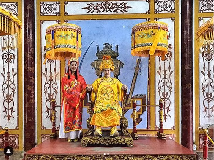 Mối tình gần một thập kỷ và lễ cưới trong mơ của cô gái Việt làm dâu Hoàng gia Monaco ảnh 12