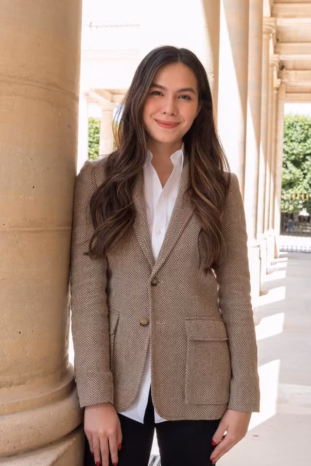 Ái nữ nhà Diễm My 6x: Chị xinh như hoa hậu, em sexy như hot girl - ảnh 3