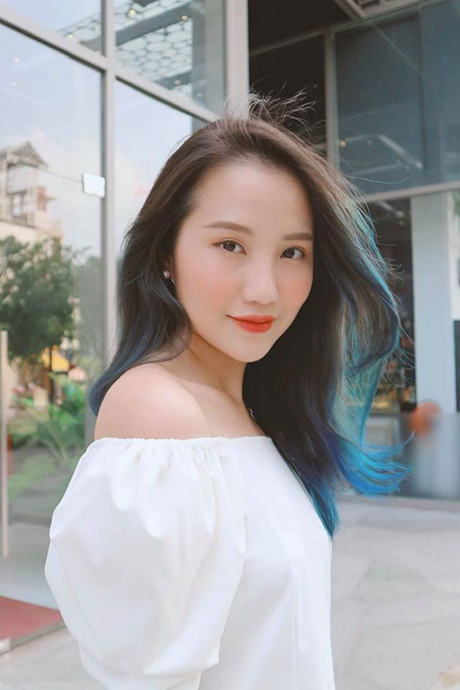 Chia tay thiếu gia Phan Thành, hot girl Primmy Trương ngày càng trẻ trung quyến rũ ảnh 8 Dù chia tay bạn trai cũ của Mi Du, người đẹp vẫn tạo sức hút riêng. Kênh YouTube riêng với tên Primmy Truong thu hút hơn 30.000 fan. Facebook của 9X cũng có tới hơn 70.000 followers Ảnh: FBNV