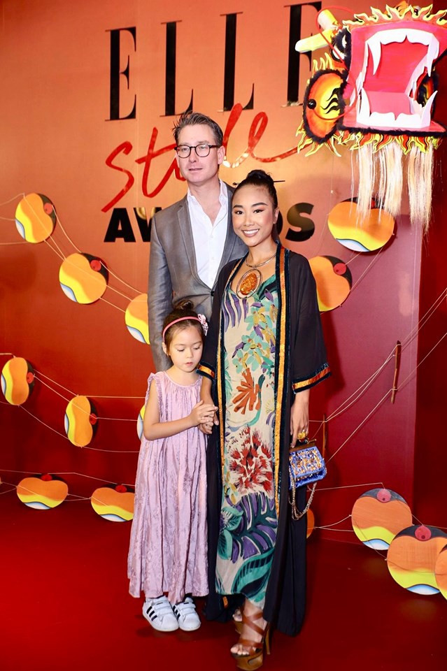 Cuộc sống của các Rich kid thế hệ 10X nhà sao Việt: Ở biệt thự triệu đô, tủ đồ ngập hàng hiệu, du lịch khắp thế giới ảnh 47 Cuộc sống của các Rich kid thế hệ 10X nhà sao Việt: Ở biệt thự triệu đô, tủ đồ ngập hàng hiệu, du lịch khắp thế giới ảnh 47