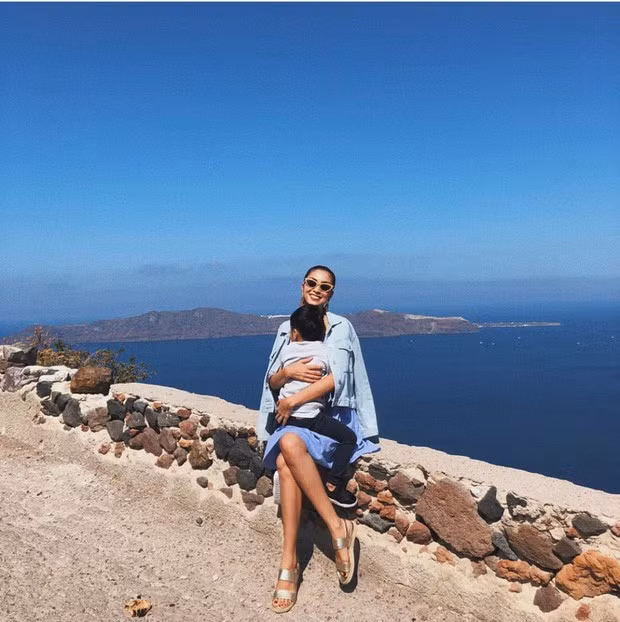 Cuộc sống của các Rich kid thế hệ 10X nhà sao Việt: Ở biệt thự triệu đô, tủ đồ ngập hàng hiệu, du lịch khắp thế giới ảnh 7