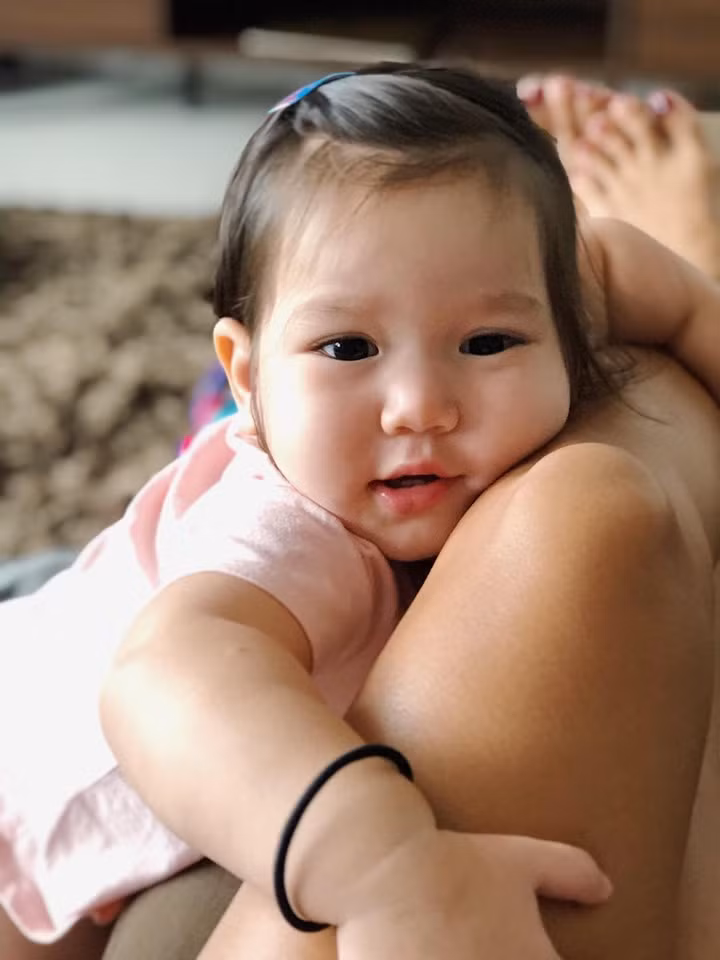 Cuộc sống của các Rich kid thế hệ 10X nhà sao Việt: Ở biệt thự triệu đô, tủ đồ ngập hàng hiệu, du lịch khắp thế giới ảnh 52