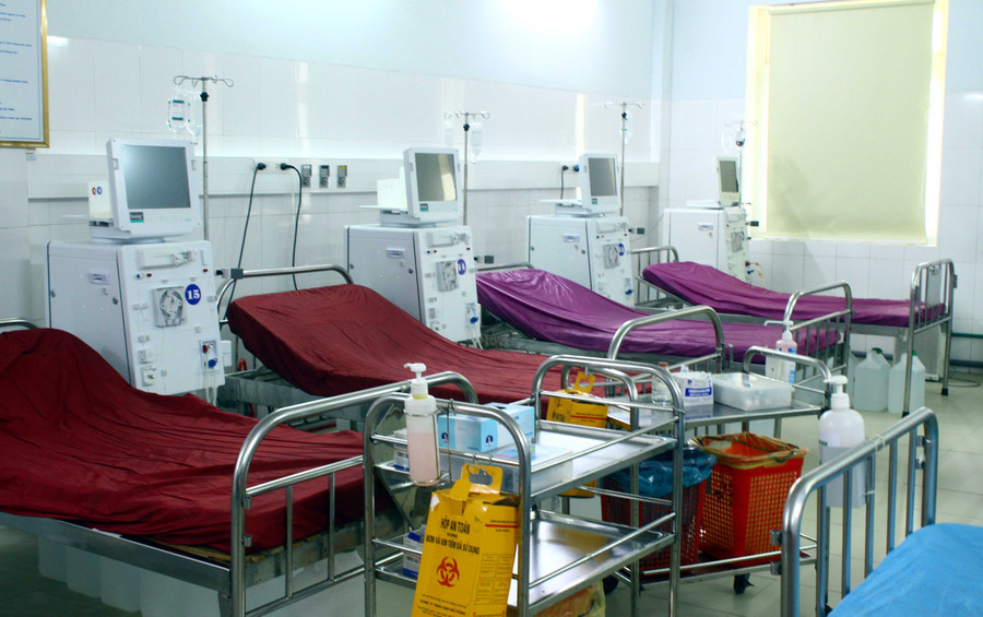 Hệ thống lọc thận của BV Hữu nghị Đa khoa Nghệ An dừng hoạt động để làm rõ sự cố