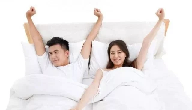 4 chuyện không nên làm khi thức dậy lúc sáng sớm để tránh nguy cơ đột quỵ