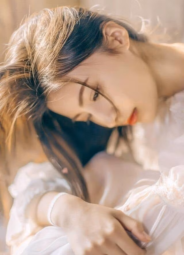 Tại sao đàn bà khi ghen lại chỉ căm thù tình địch mà không căm thù chồng?