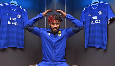 Bacuna đang chơi cho Cardiff City tại giải Ngoại hạng Anh.