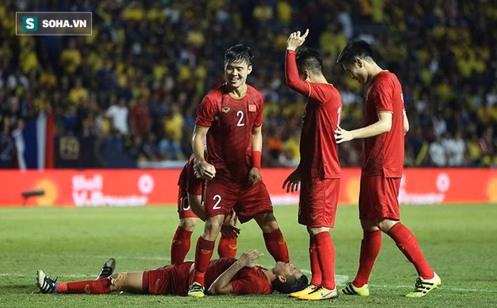 Tờ báo Thái Lan cho rằng tuyển Việt Nam đã làm Thái Lan phải choáng váng.