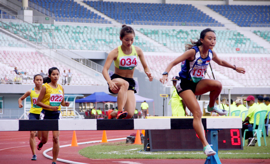 Ngày mai (15/12) điền kinh tiếp tục tranh tài và hy vọng sẽ tiếp tục mang huy chương về cho đoàn thể thao sinh viên Việt Nam