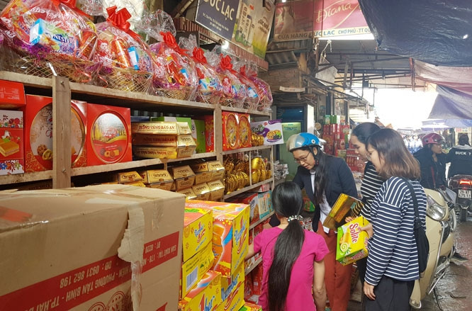 Cận cảnh chợ Tết ở làng quê Việt: Bình dị nhưng đầy không khí Tết can canh cho tet o lang que viet dam bac nhung day khong khi tet