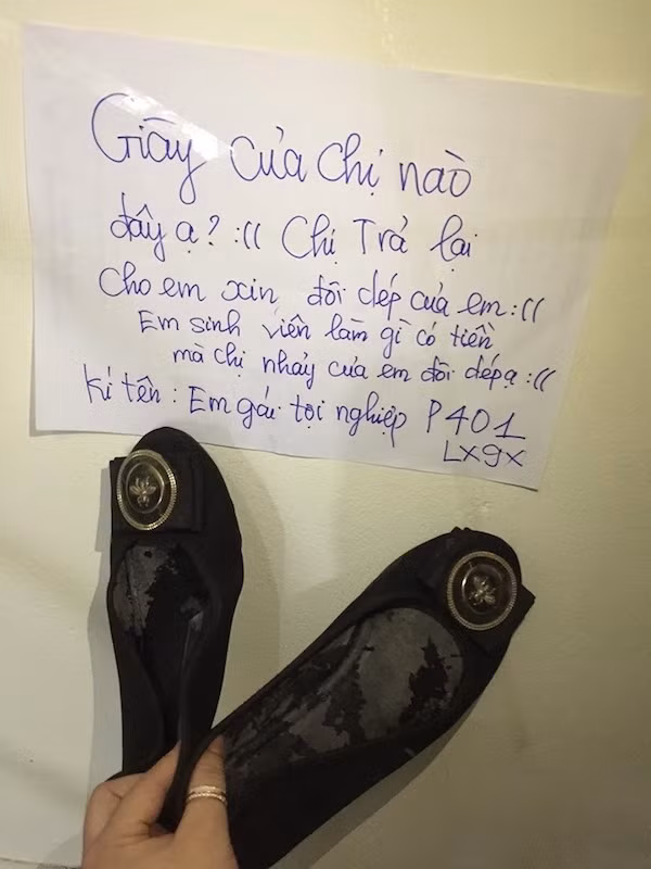 Đôi giày đã qua sử dụng đến mức 