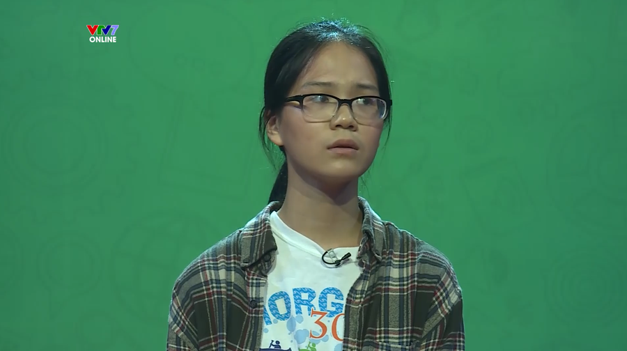 Em Ngọc Mai. (Ảnh cắt từ clip: Thầy cô chúng ta đã thay đổi) Em Ngọc Mai. (Ảnh cắt từ clip: Thầy cô chúng ta đã thay đổi)