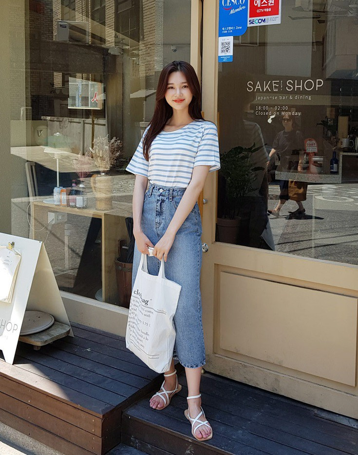 Vóc dáng thấp bé, Phạm Quỳnh Anh vẫn “hack dáng” quá đỉnh chỉ nhờ 1 món đồ ảnh 10 Vóc dáng thấp bé, Phạm Quỳnh Anh vẫn “hack dáng” quá đỉnh chỉ nhờ 1 món đồ ảnh 10