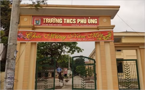 nu sinh bi danh hoi dong o hung yen: dang xem xet cach chuc bgh hinh 1