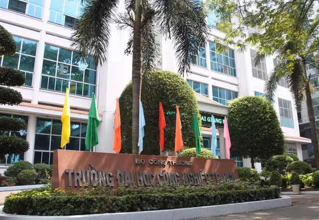 Hi hữu: Một trường ĐH làm mất dữ liệu điểm thi của sinh viên