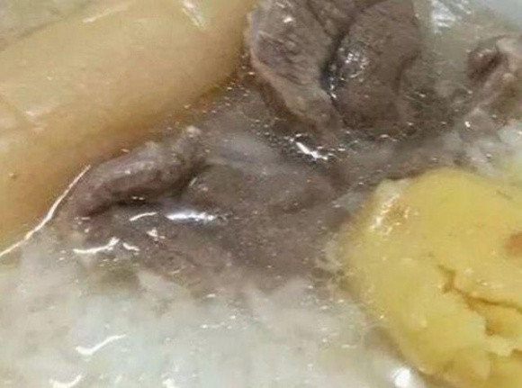 Tránh cho trẻ ăn những món này sau khi cai sữa, cách chăm sóc trẻ sau khi cai sữa, những thực phẩm cần tránh cho trẻ ăn sau khi cai sữa