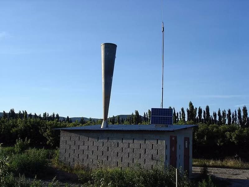 Khẩu pháo biết điều khiển thời tiết ảnh 2