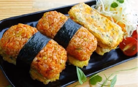 Biến tấu các món ngon từ cơm, đổi vị ngày hè ảnh 7