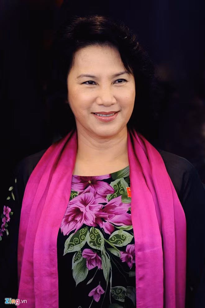 bst ao dai dep mat cua chu tich qh nguyen thi kim ngan - 7