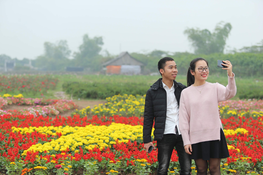 Các bạn trẻ háo hức xem đây là một trong những điểm đến lý tưởng trong thời gian rảnh rỗi.. Các bạn trẻ háo hức xem đây là một trong những điểm đến lý tưởng trong thời gian rảnh rỗi..
