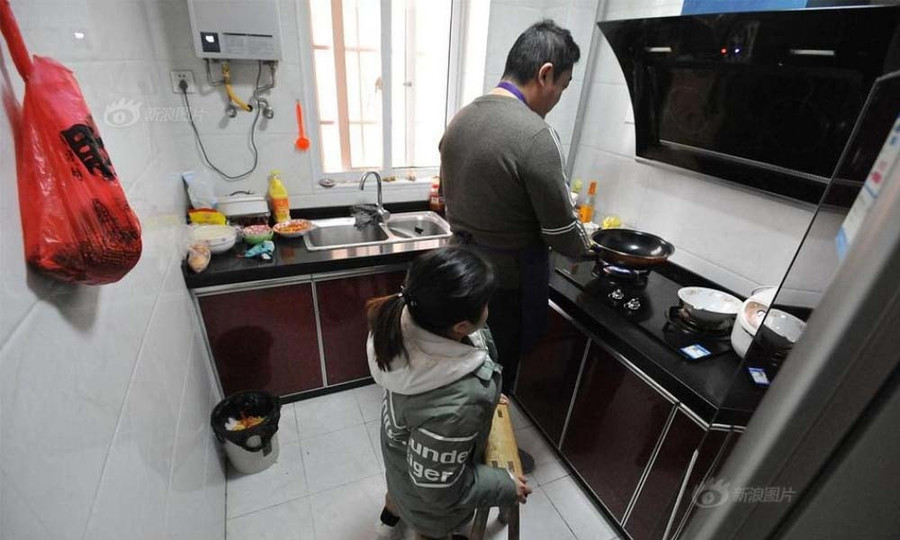 Chàng trai vượt 1000 cây số mỗi ngày để chăm sóc bạn gái cao 1,2m Chàng trai vượt 1000 cây số mỗi ngày để chăm sóc bạn gái cao 1,2m