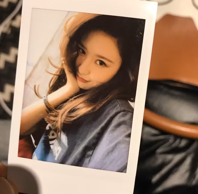 Lỡ tay tắt nhầm filter làm đẹp lúc livestream, hot girl Trung Quốc mất hơn trăm ngàn lượt follow vì để lộ nhan sắc thật - Ảnh 8.