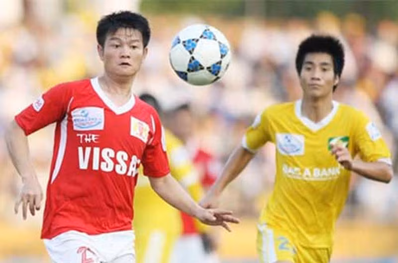 Công Vinh, Văn Quyến và Anh Đức: 1 bức ảnh, 3 số phận khác nhau trên sân cỏ-10