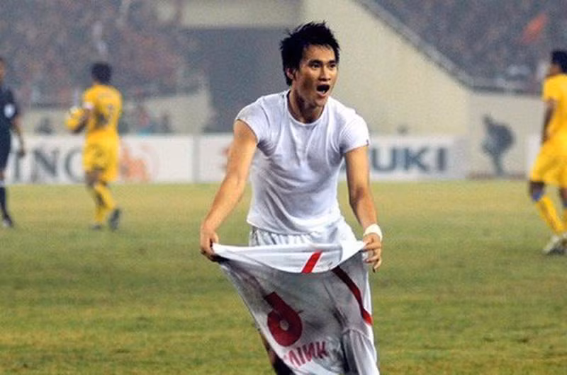 1 bức ảnh, 3 số phận khác nhau trên sân cỏ của Công Vinh, Văn Quyến và Anh Đức ảnh 7 Công Vinh, Văn Quyến và Anh Đức: 1 bức ảnh, 3 số phận khác nhau trên sân cỏ-7