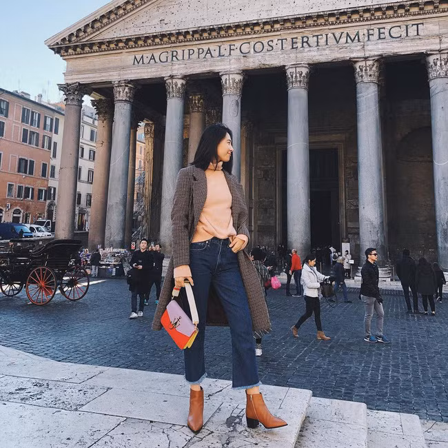 Ngắm 12 set đồ sau, các nàng sẽ nhận ra quần jeans + boots chính là cặp đôi giúp vẻ ngoài đạt 100% sành điệu-3