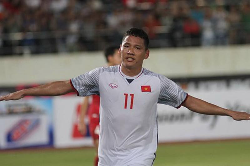 1 bức ảnh, 3 số phận khác nhau trên sân cỏ của Công Vinh, Văn Quyến và Anh Đức ảnh 23 Công Vinh, Văn Quyến và Anh Đức: 1 bức ảnh, 3 số phận khác nhau trên sân cỏ-23