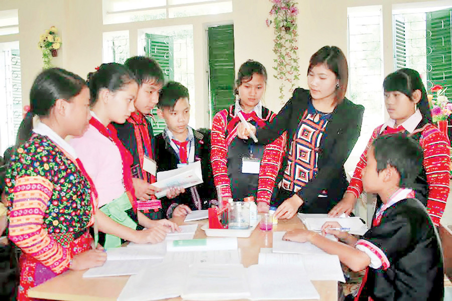 Giáo viên là nghề đặc thù nên các chính sách cần được điều chỉnh phù hợp Giáo viên là nghề đặc thù nên các chính sách cần được điều chỉnh phù hợp