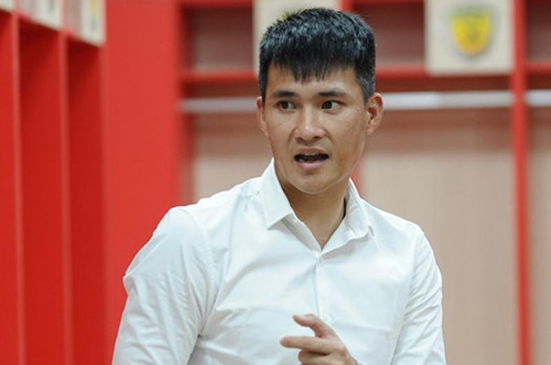 1 bức ảnh, 3 số phận khác nhau trên sân cỏ của Công Vinh, Văn Quyến và Anh Đức ảnh 5 Công Vinh, Văn Quyến và Anh Đức: 1 bức ảnh, 3 số phận khác nhau trên sân cỏ-5