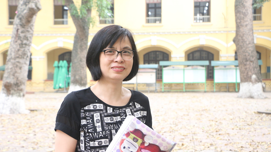 Cô Nguyễn Thu Hà - Giáo viên Trường THPT Phan Đình Phùng (Ba Đình, Hà Nội). Cô Nguyễn Thu Hà - Giáo viên Trường THPT Phan Đình Phùng (Ba Đình, Hà Nội).