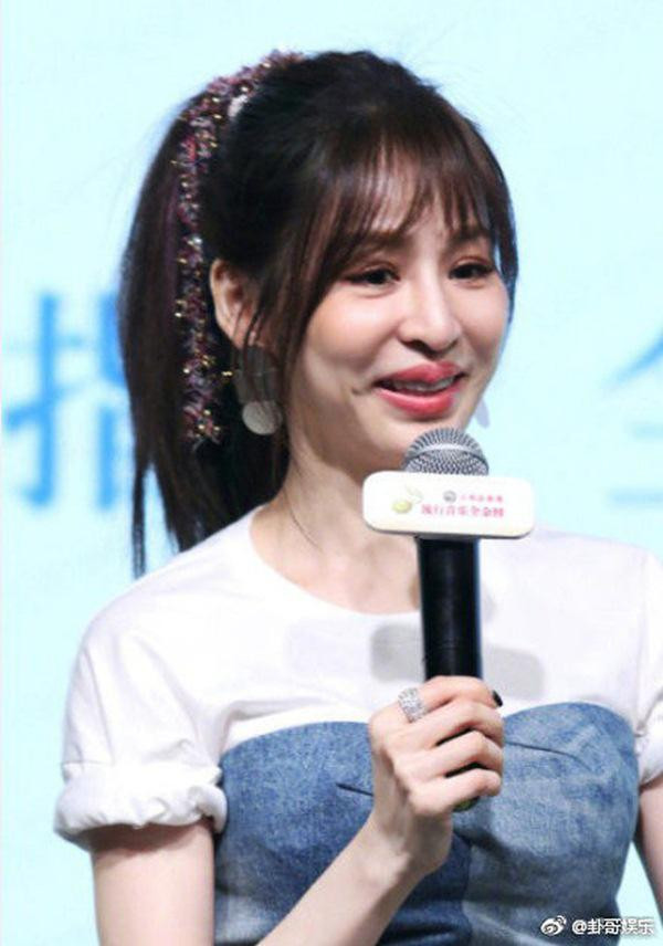 tung la &#34;giao chu xinh dep&#34;, co gai nay gay tiec nuoi sau nhieu nam gap lai - 3