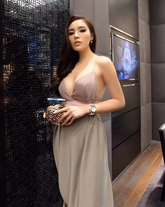 Nhìn vào thứ này trong căn hộ của Hoa hậu Kỳ Duyên, nhiều người giật mình vì sự giàu có ảnh 1