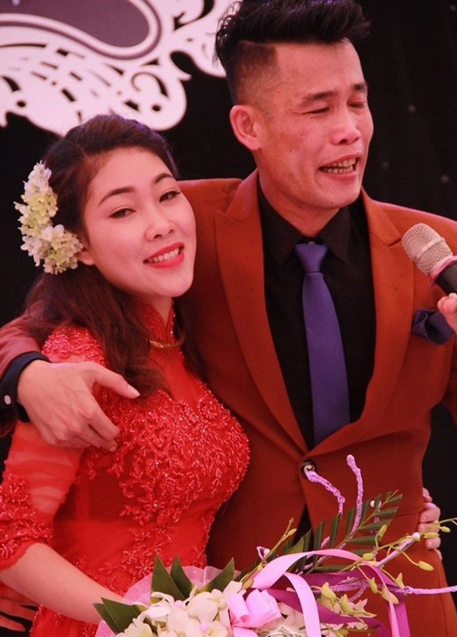 Vừa chia tay, vợ ba kém 11 tuổi của Hiệp gà đã tậu được nhà mới 10 tỷ