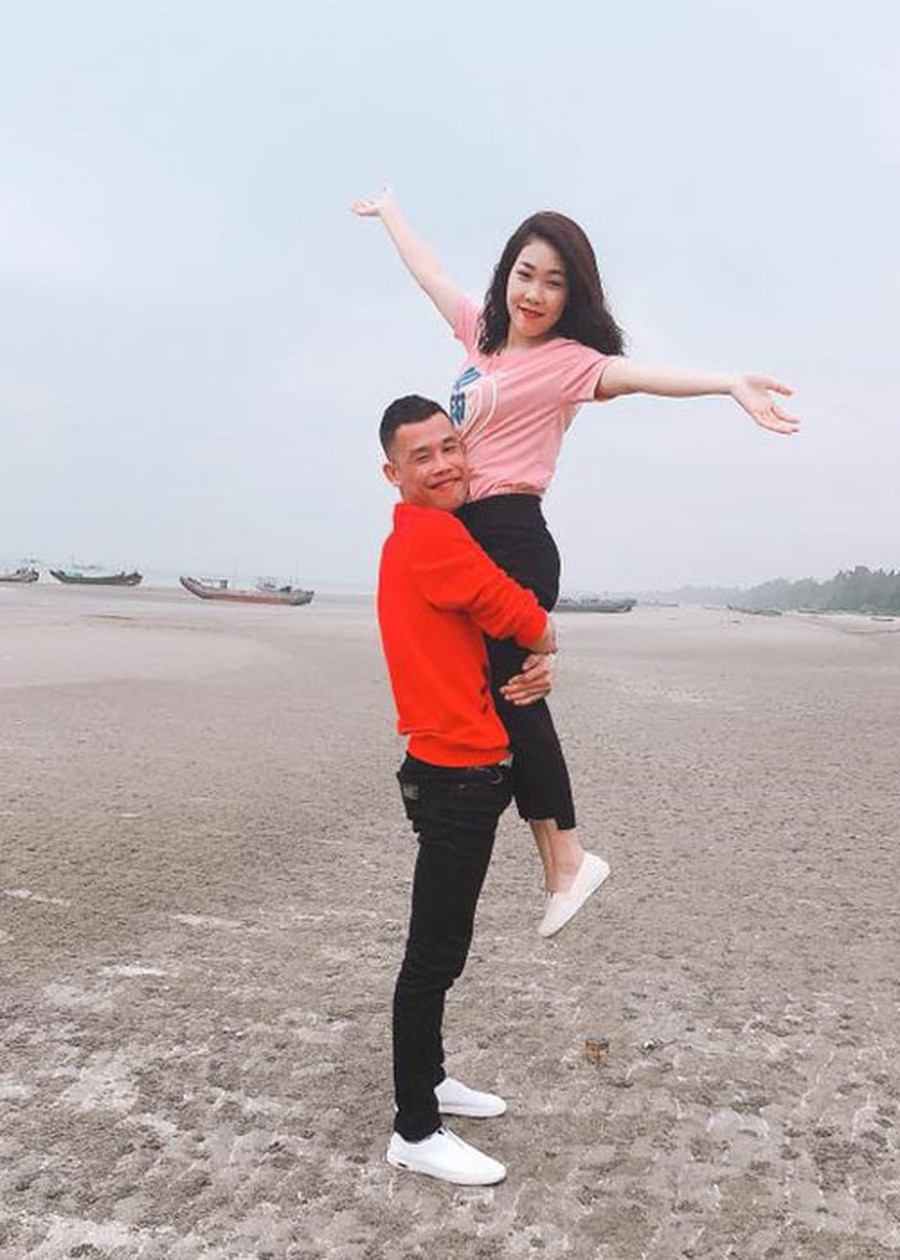 Vừa chia tay, vợ ba kém 11 tuổi của Hiệp gà đã tậu được nhà mới 10 tỷ