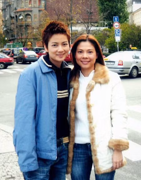 Vén màn lý do 10 đôi bạn thân bỗng một ngày cạch mặt: Từ chuyện tiền bạc đến cạnh tranh chỗ đứng trong showbiz - Ảnh 2.