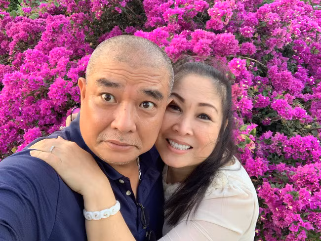 Ở tuổi xế chiều, ông xã Hồng Vân đã nói câu rơi nước mắt thế này với vợ