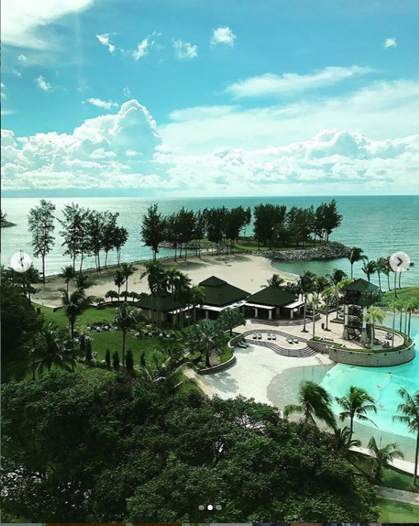 Công chúa nóng bỏng nhất Brunei: Thân phận bí ẩn, khiến con trai cựu Tổng thống Philippines bỏ vợ? - Ảnh 16. Công chúa nóng bỏng nhất Brunei: Thân phận bí ẩn, khiến con trai cựu Tổng thống Philippines bỏ vợ? - Ảnh 16.