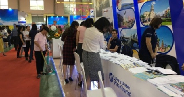 Khách hàng quan tâm tới các tour quốc tế khá đông Khách hàng quan tâm tới các tour quốc tế khá đông