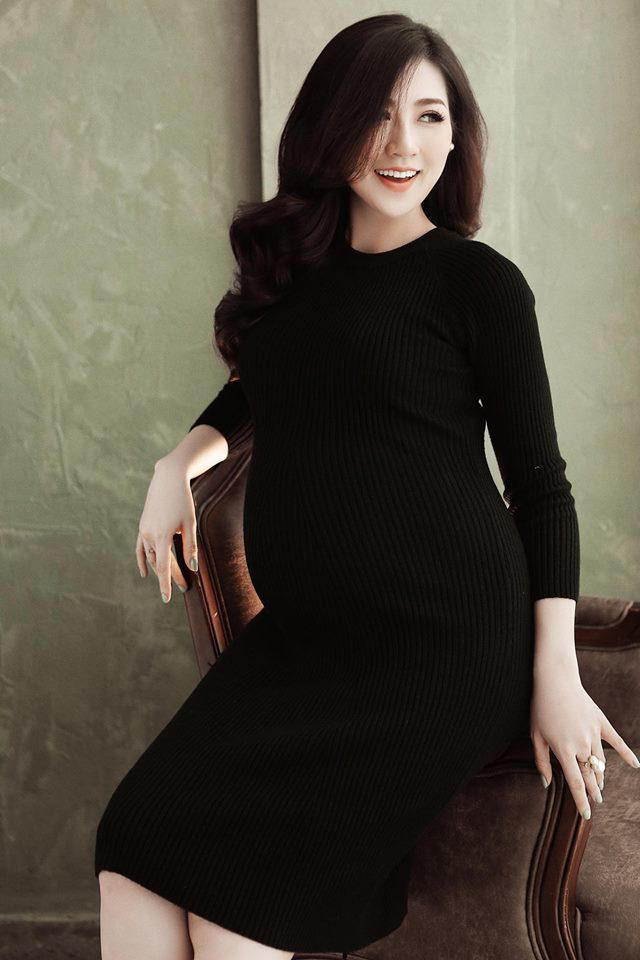 Nhan sắc “cực phẩm” của hội bạn thân Hoa hậu Vbiz, người thấp nhất đã... 1m73 ảnh 13 hoi ban than hoa hau cua vbiz: nhan sac thi toan "cuc pham", nguoi thap nhat da... 1m73 - 15