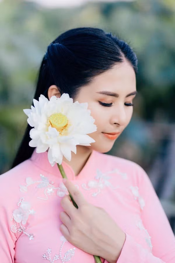 Nhan sắc “cực phẩm” của hội bạn thân Hoa hậu Vbiz, người thấp nhất đã... 1m73 ảnh 9 hoi ban than hoa hau cua vbiz: nhan sac thi toan "cuc pham", nguoi thap nhat da... 1m73 - 11