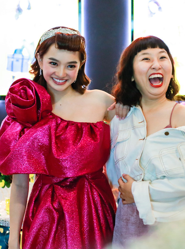 4 cặp bạn thân mới nổi của Vbiz bên nhau như hình với bóng, ồn ào nhất là cặp số 3 ảnh 2 4 cặp bạn thân mới nổi của Vbiz bên nhau như hình với bóng,