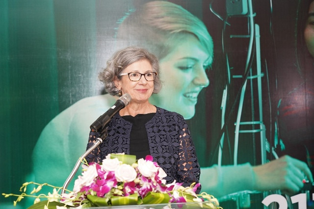 Bà Karlene Davis (Tổng lãnh sự New Zealand tại TPHCM). Bà Karlene Davis (Tổng lãnh sự New Zealand tại TPHCM).