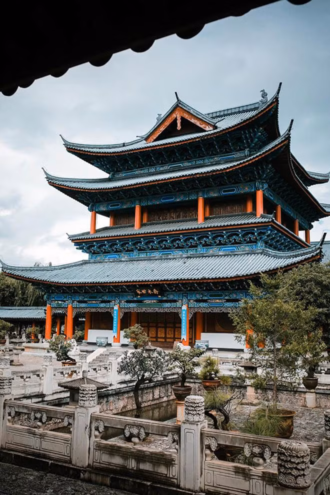 lac buoc vao le giang co tran – tien canh coi hong tran - 11