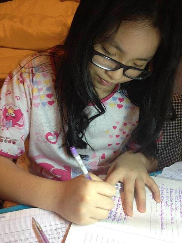 Con gái Hiền Thục 17 tuổi cao như người mẫu, “xinh chẳng thua mẹ“ ảnh 7