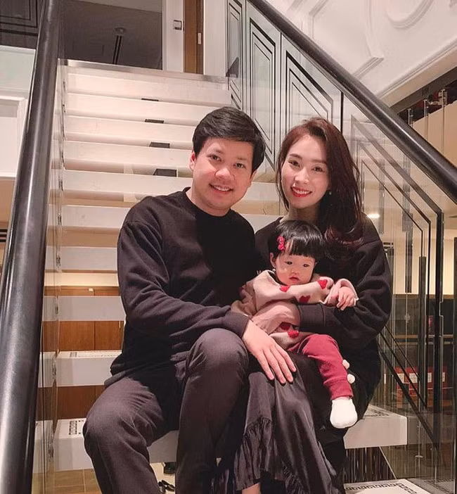 Cận cảnh nơi sống xa hoa, rợp bóng cây xanh của vợ chồng Hoa hậu Đặng Thu Thảo - Ảnh 4. Cận cảnh nơi sống xa hoa, rợp bóng cây xanh của vợ chồng Hoa hậu Đặng Thu Thảo - Ảnh 4.