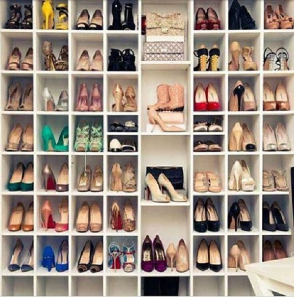 Khánh My - đối thủ Ngọc Trinh sống ra sao?